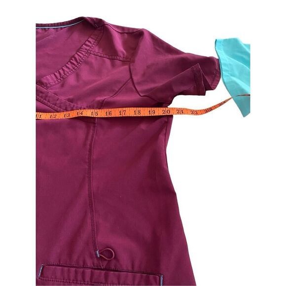 Set of 2 Scrub Tops Scrub HQ Peaches Uniforms Workwear Career Healthcare Work Me - Picture 7 of 10